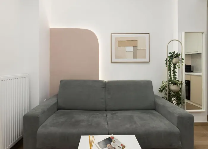شقة Honey Oak & Cream Patio By Nest