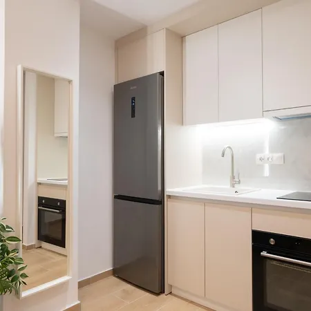 Apartment Honey Oak & Cream Patio By Nest *
