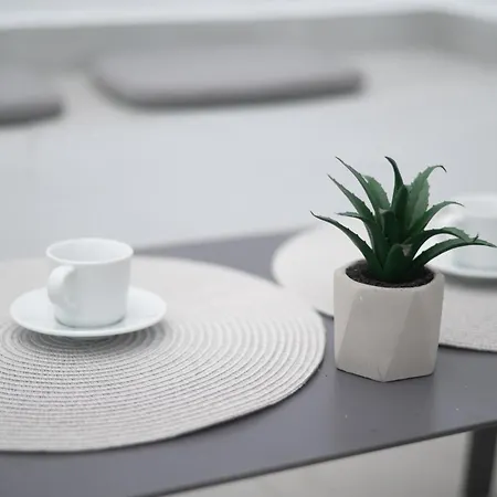 Apartment Honey Oak & Cream Patio By Nest