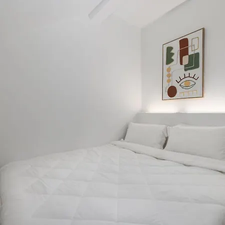 Honey Oak & Cream Patio By Nest * 테살로니키